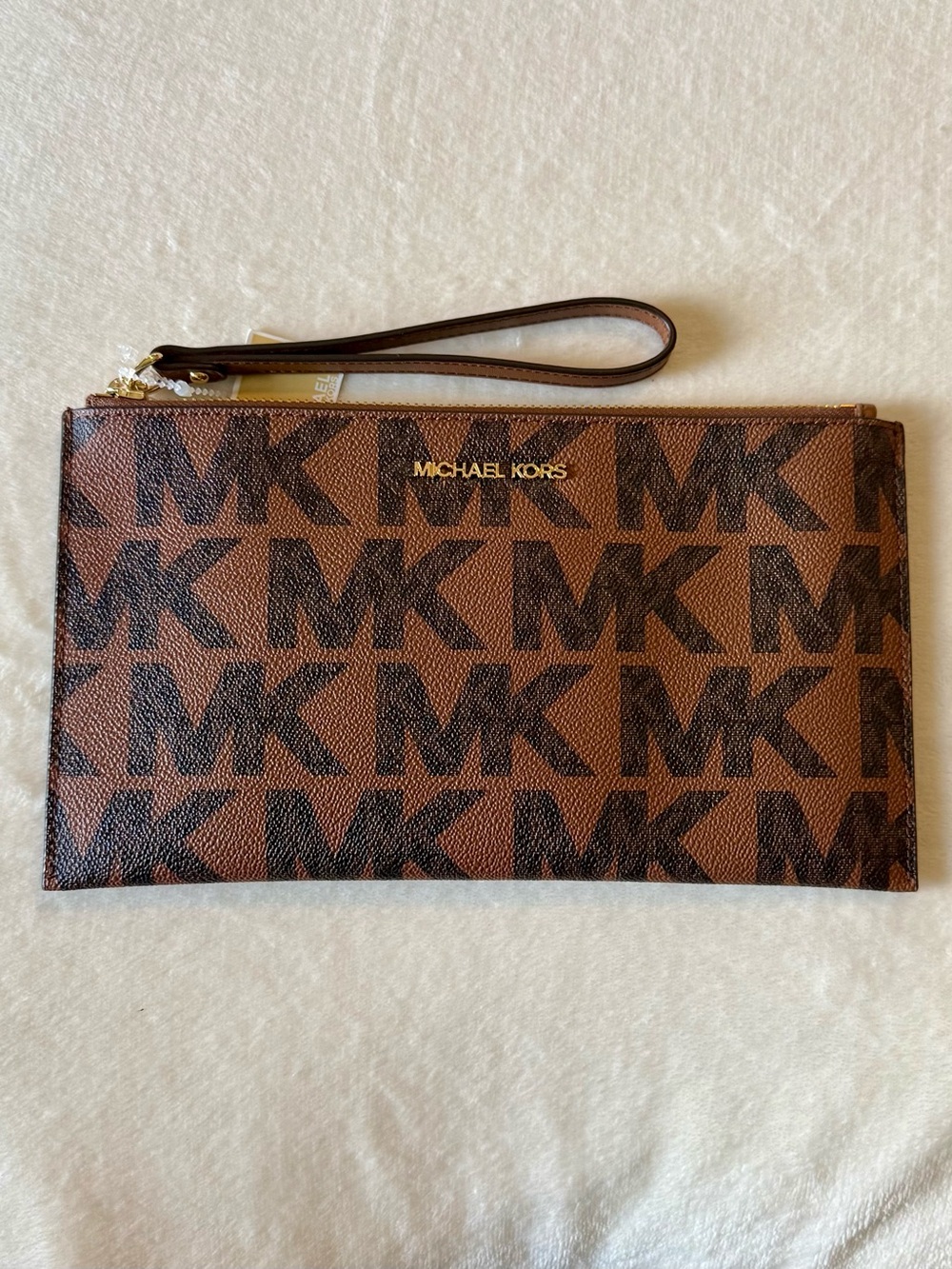 Michael Kors MK Signature Logo Clutch Wristlet Zip Top Large NWT